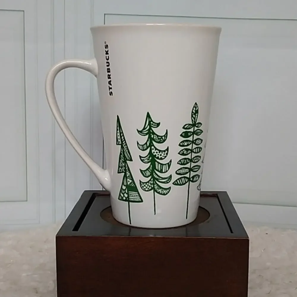 Starbucks 2015 Christmas Tree Green White Tall Handled Coffee Mug 14.67 fl. oz